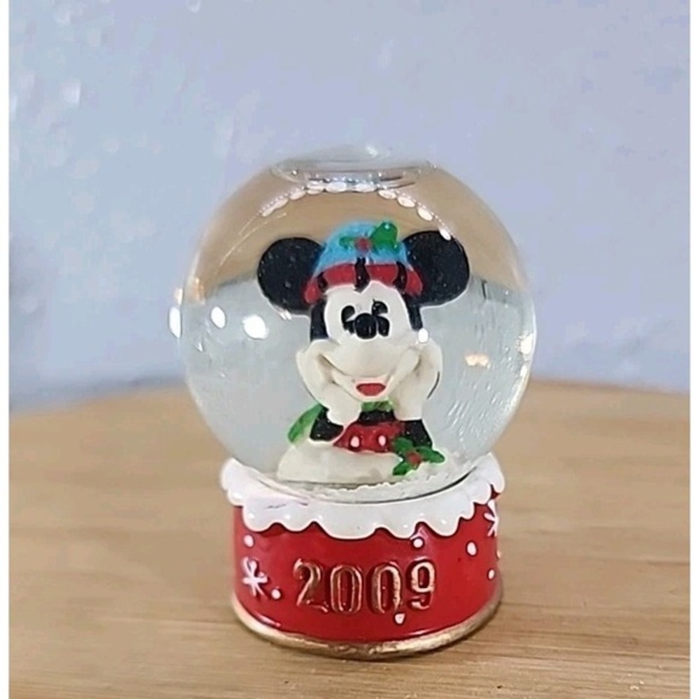 Vintage JCPenney Walt Disney Mickey Mouse Miniature Snowglobe Snow Globe‎ Xmas